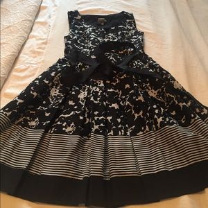 Women’s A-line dress.